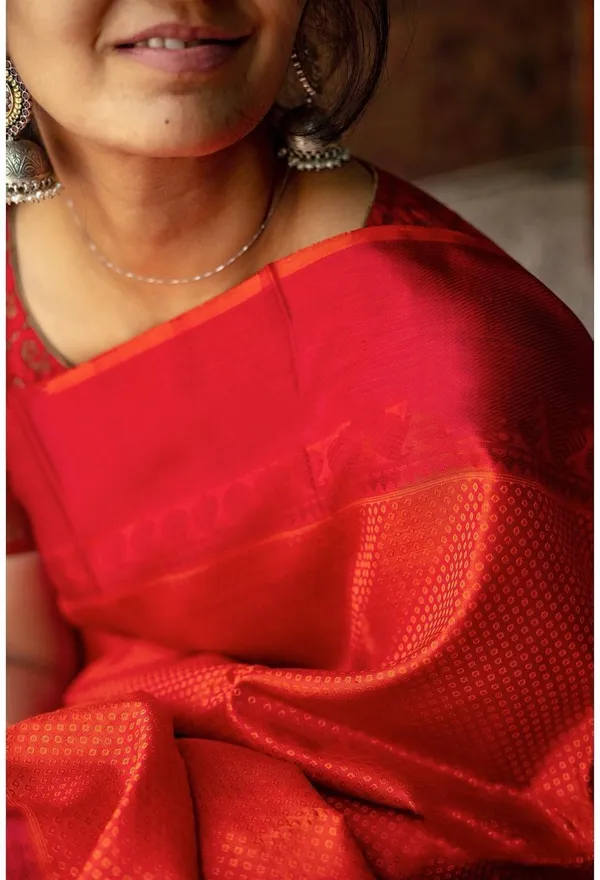 Red_Embellished_Bollywood_Jacquard_Saree_(Red)